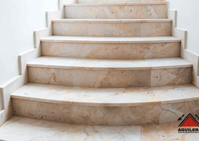 escaleras piso marmol sevilla